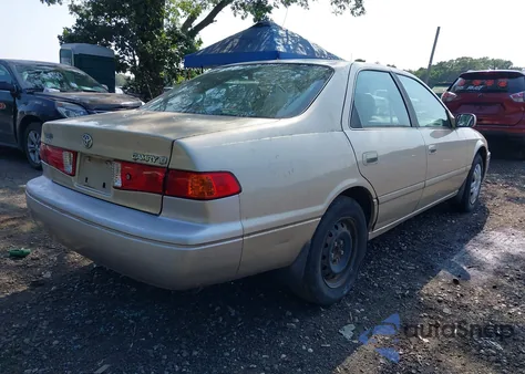 2001 Toyota Camry Le из США, поврежденный, VIN JT2BG22K110535217